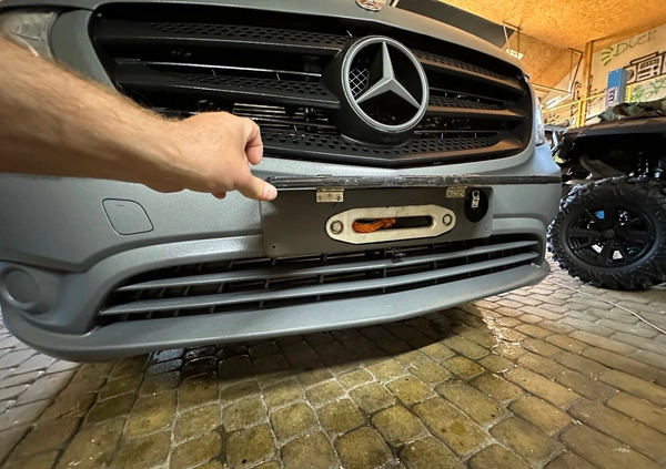 Mercedes-Benz Vito cena 230000 przebieg: 36000, rok produkcji 2019 z Jasień małe 596